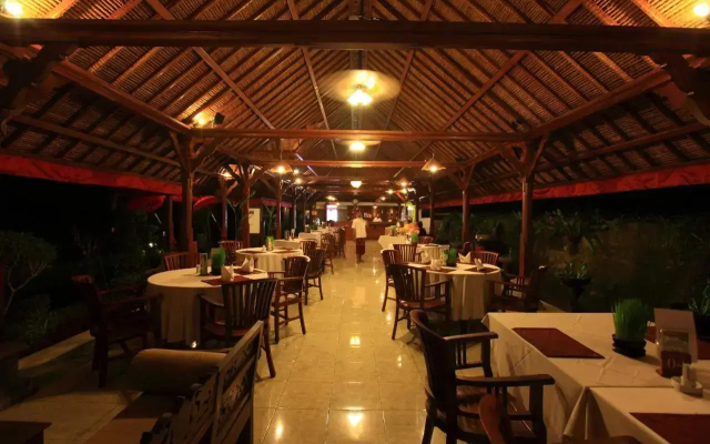 Santi Mandala Villa & Spa