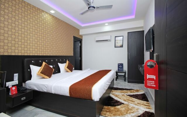 OYO 8888 Riga HS Deluxe