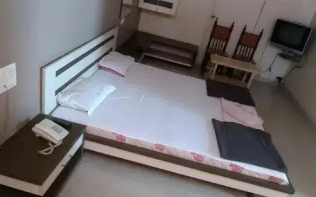 Hotel Anuradha Star Tower