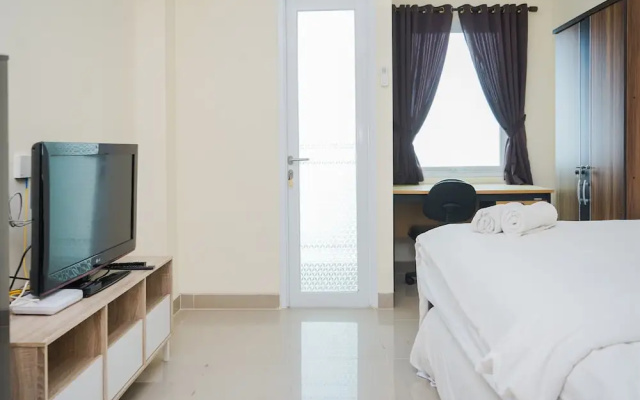Simply Look Studio Apartment At B Residence – Guest Rooms – Legok