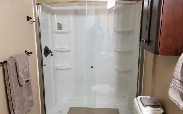 Silver Horseshoe Inn