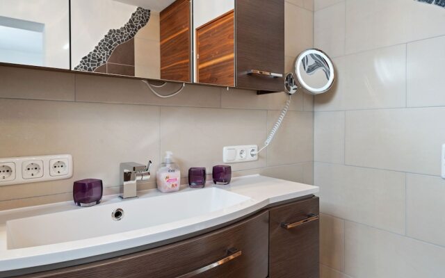 Alpenfan - Attractive Holiday Home in Großarl With a Garden