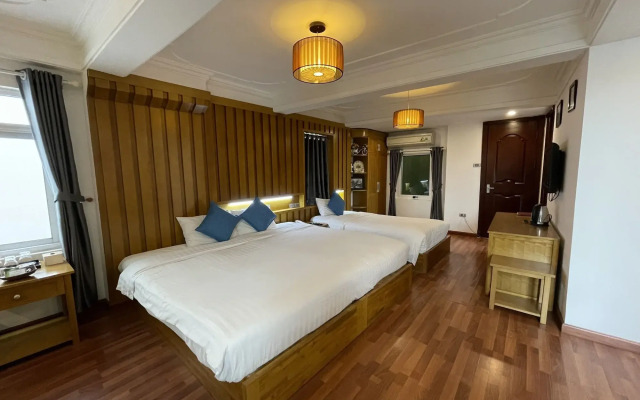 Hanoi Central Park Hotel