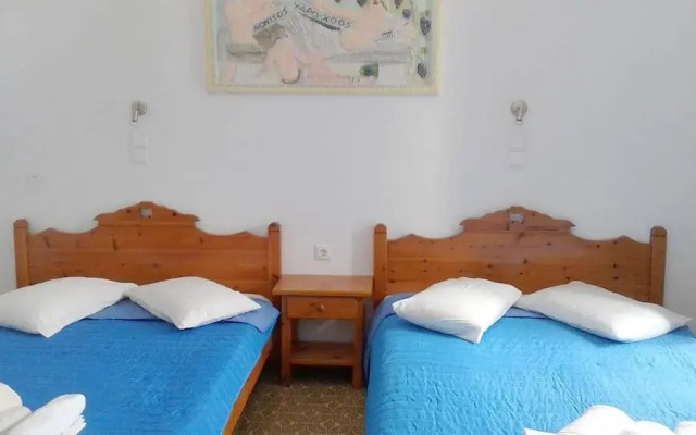 Studios Apartments Kapetanios