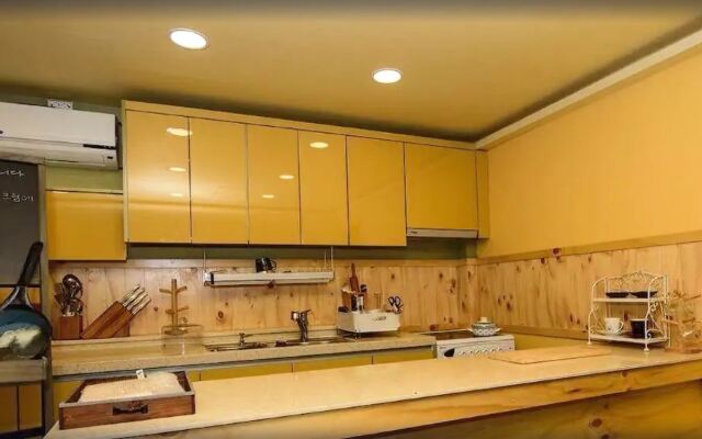 Cinnamon Tree Guesthouse