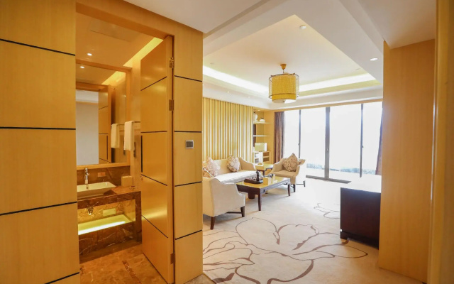 Kingworld Hotel Gui'an