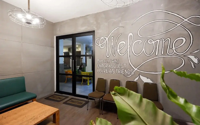RedDoorz near Universitas Diponegoro 2