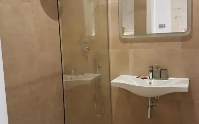 La Porta Vecchia Home