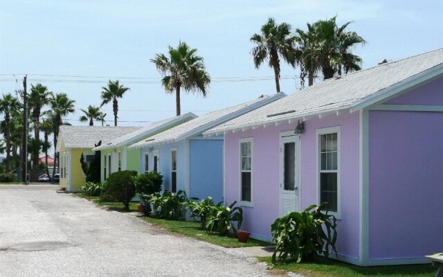 Harbor Cottages