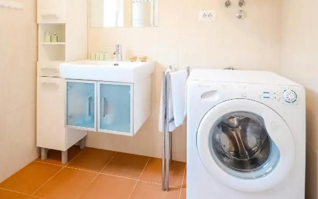 Amazing Home in Ist With 3 Bedrooms and Wifi