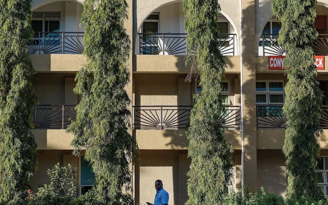 Garden Courts Hotel Masaka