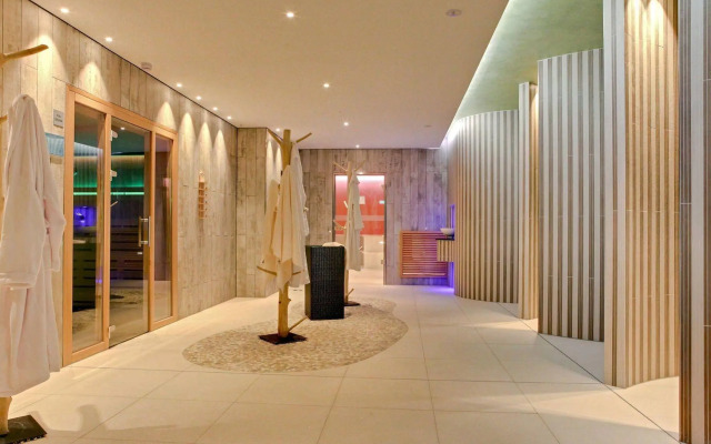 SEETELHOTEL Kaiserstrand Beachhotel