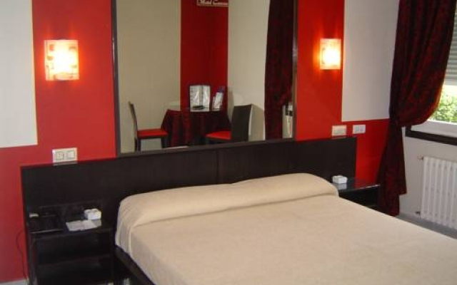 Motel Cancún Llanera - Oviedo