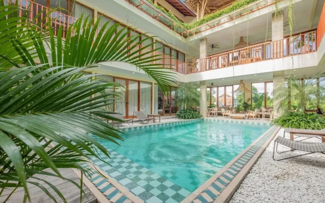 Ellisani Bali