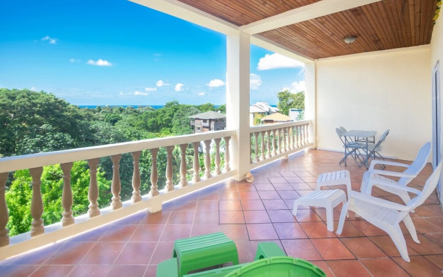 Sunset Villas 12D 2 Bedroom Condo By Redawning