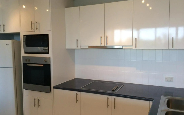 Kirribilli Riverfront Apartments