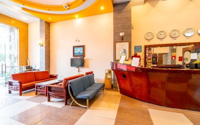 Super Oyo 266 Golden Gate