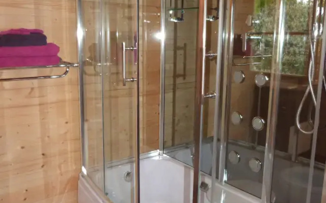 La Maison Aux Fleurs