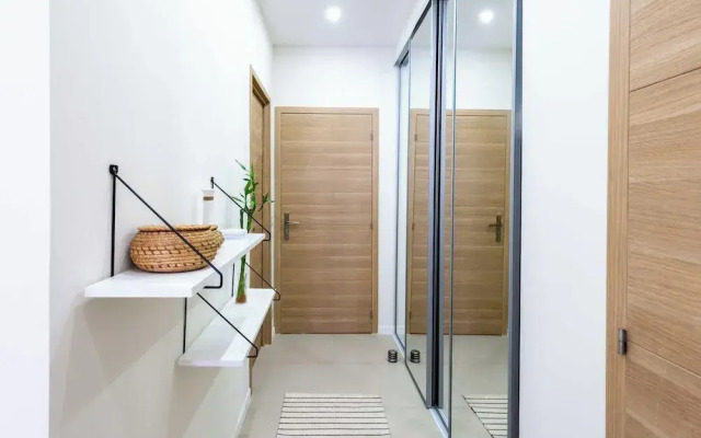 Modern Apartment -1bdr/4p - 300m From the Beach