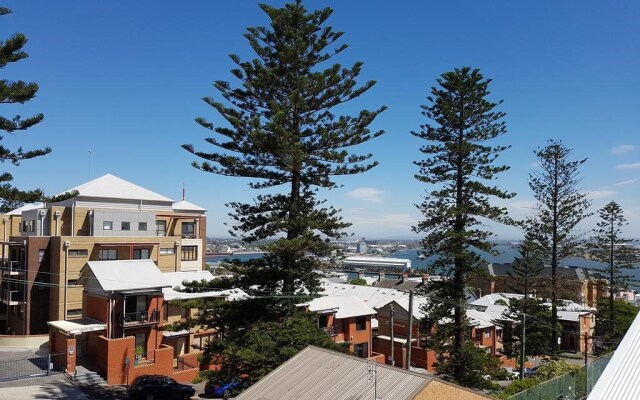 Newcastle Short Stay Apartments - Vista Apartment