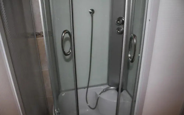 Champagne Hotel