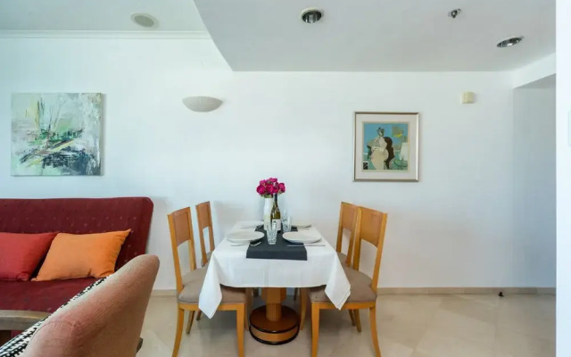 Awesome 1Br Apartment With Amazing Balcony