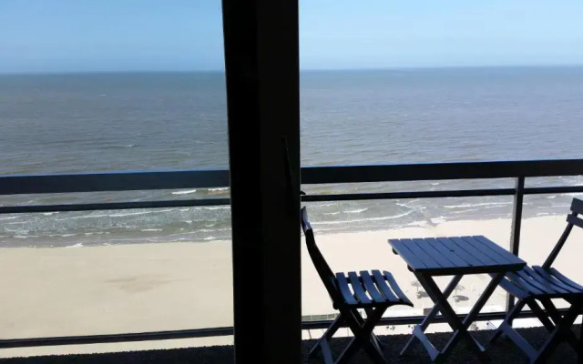 Studio On The Beach With Sea View