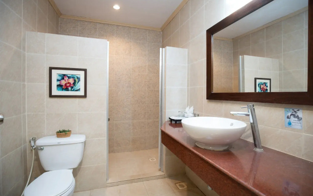 Thara Cholapruek Resort