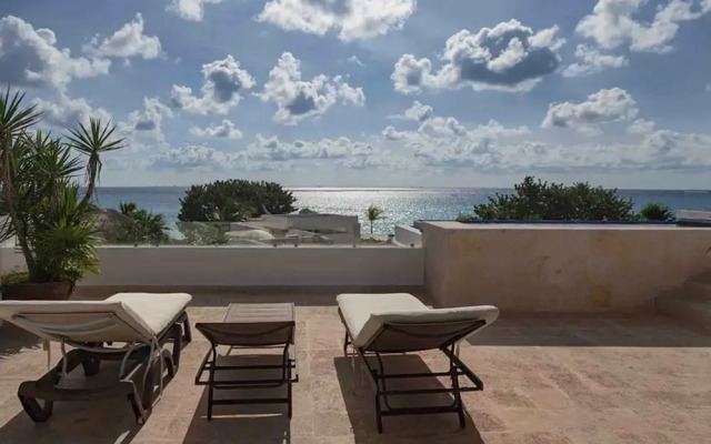 Hermosa Mayette Villa by ChezPlaya