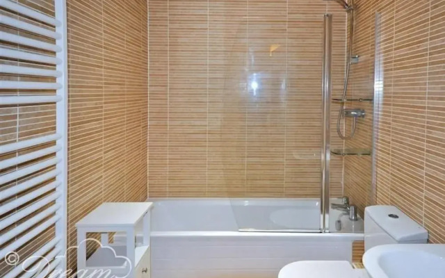 Admiral's Quarter Apartment 5