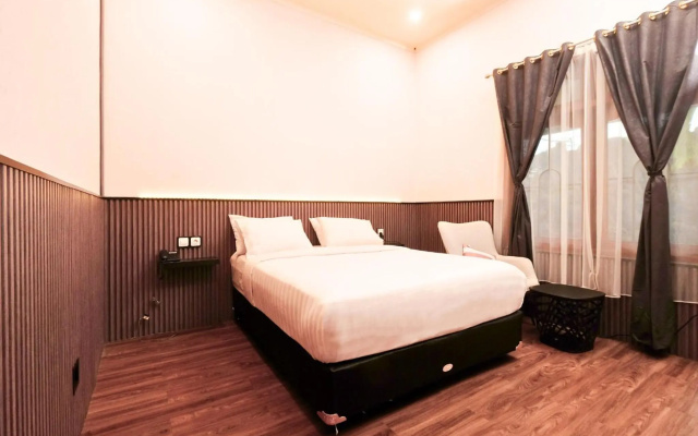 Berlian Abadi Hotel By Sinergi