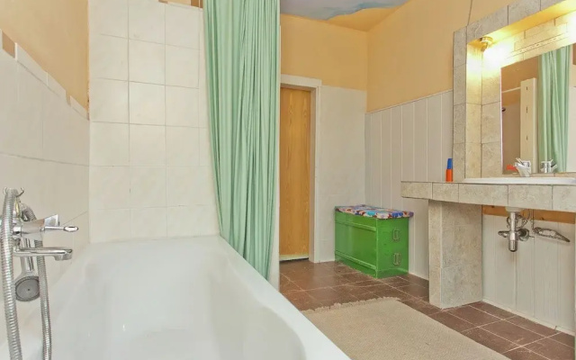 Contemporary Apartment in Bad Arolsen Hesse with private terrace and garden with barbecue