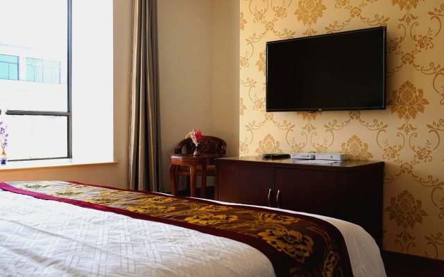 Yixian Longsun Hotel