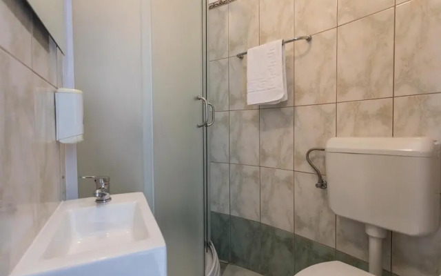 Awesome Home in Klek With Wifi and 4 Bedrooms