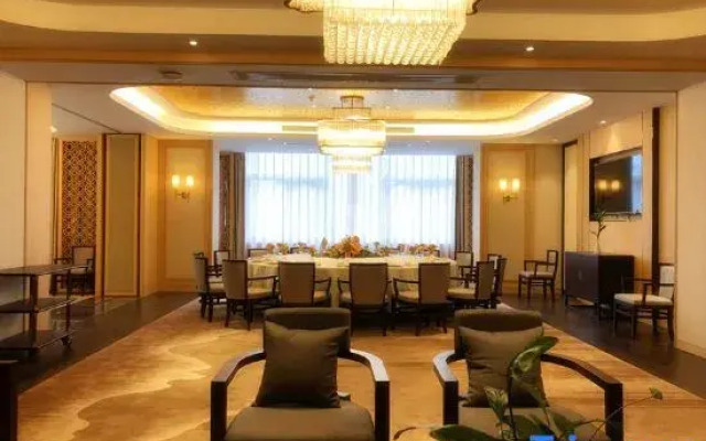 Xinlei Hot Spring Hotel