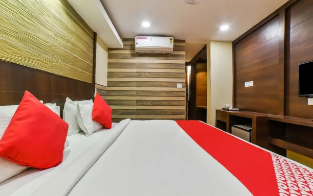 OYO 4668 Hotel Ocean Residency