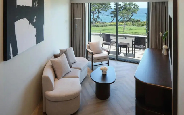 Parnas Hotel Jeju