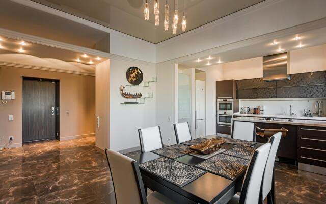 Апартаменты на проспекте Независимости 29