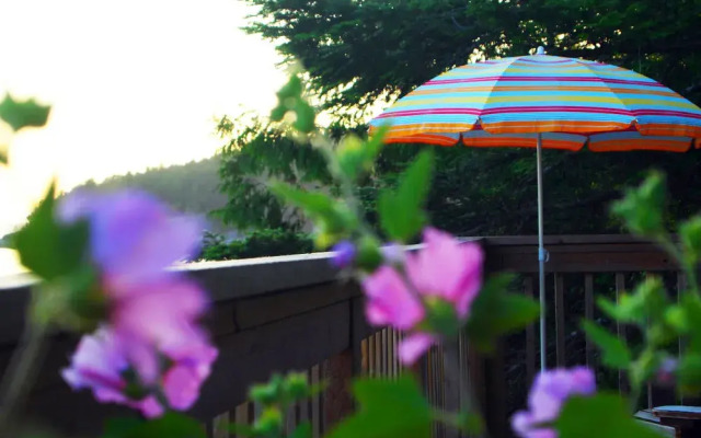Stillwater Beach House Bed & Breakfast