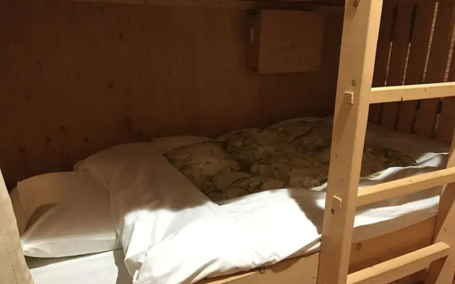 Guest House Otaru WANOKAZE - Hostel