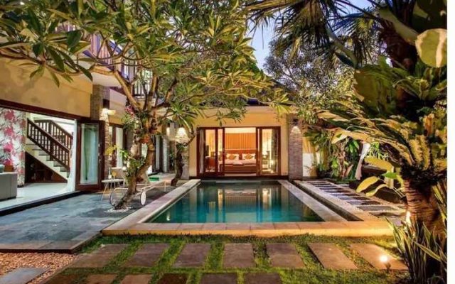 Samudra · 6BR Luxury Family Pool Villa Umalas Bali