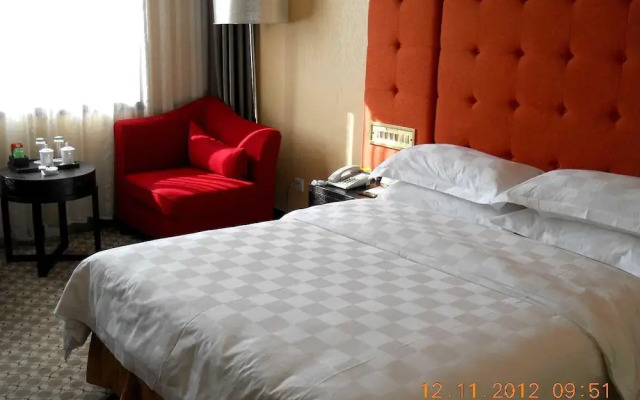 Ji Hotel (Linyi Yimeng Road)