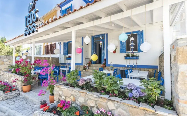 Teos Otel