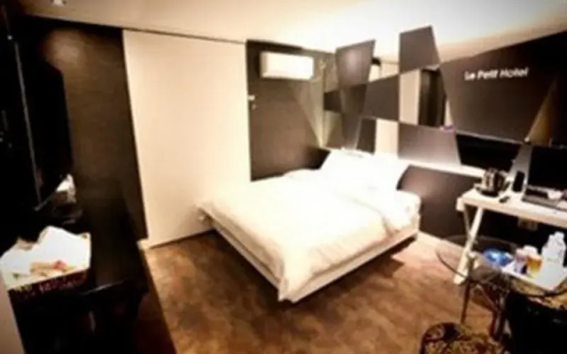 Sea You Hotel