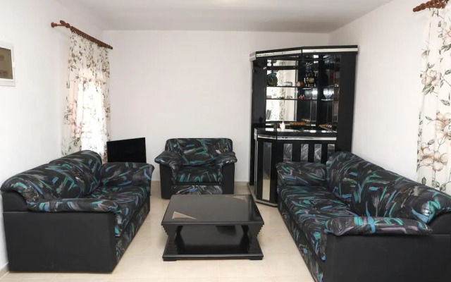 Nikolaou Apartments Upper Floor