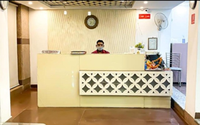 MyHomeHotels – Hotel Ambrosia – Lobby – Delhi