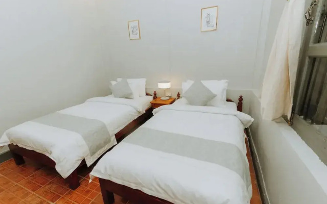 Samailaos Residence