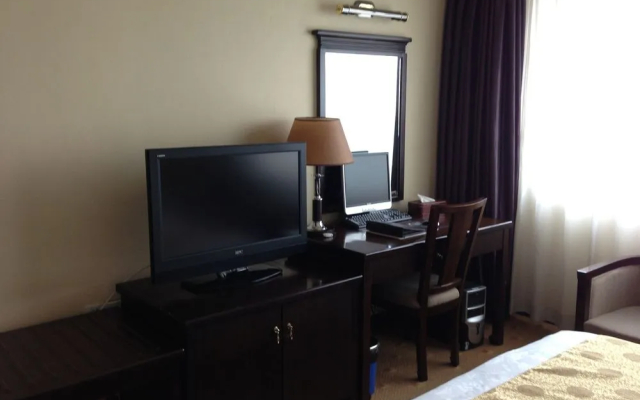 Lifu Hotel - Huang Pu Road Run Du