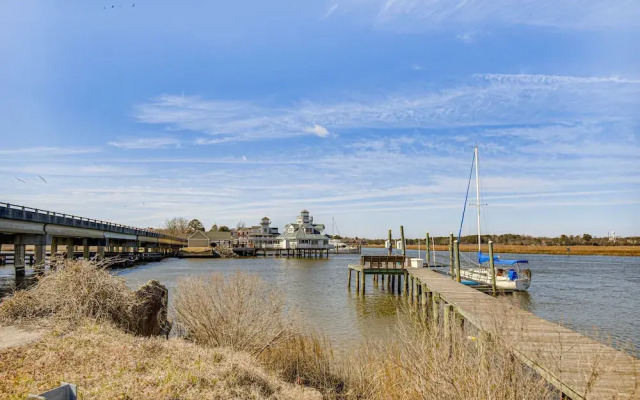 Charming Smithfield House: Walk to Downtown!