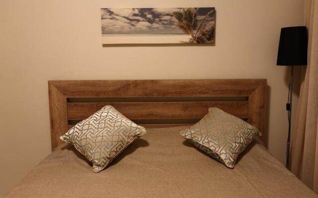 Beach Cove 4